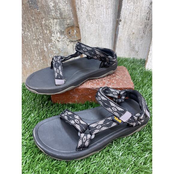 Teva Unisex Hurricane XLT 2 Dark Gull Gray Youth 3 Sandals - Picture 1 of 6